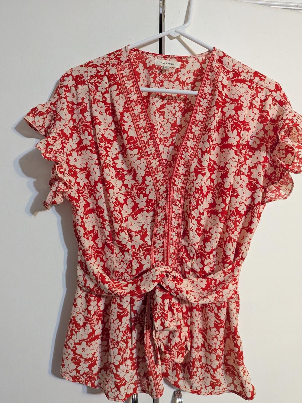 Max Studio Red and Cream Floral Tie-Waist Mini Dress